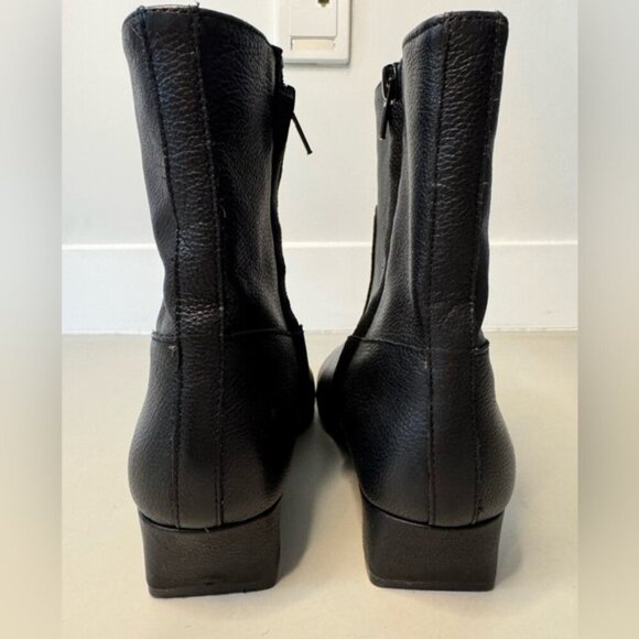 Steve Madden 'Dusty' Leather Booties | Size 7 | Chic & Lightweight | Like New - Picture 7 of 14